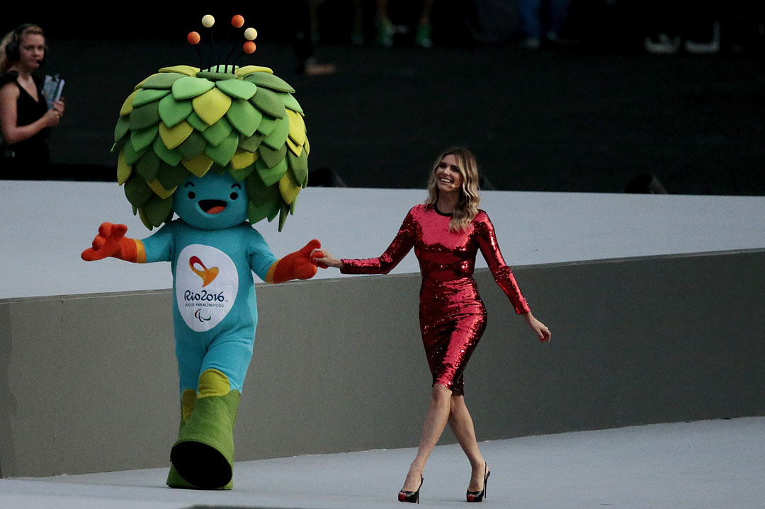 RIO DE JANEIRO, BRAZIL - SEPTEMBER 07: Actress Fernanda Lima participates during the Opening Ceremony of the Rio 2016 Paralympic Games at Maracana Stadium on September 7, 2016 in Rio de Janeiro, Brazil. (Photo by Alexandre Loureiro/Getty Images)